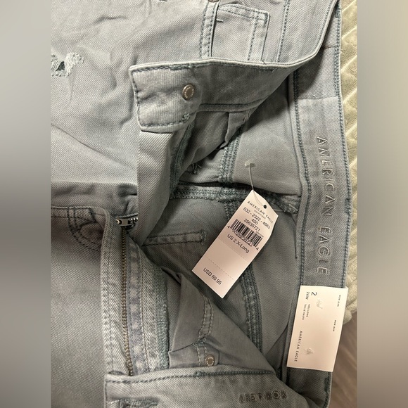 NWT green ripped jeans - Picture 2 of 2